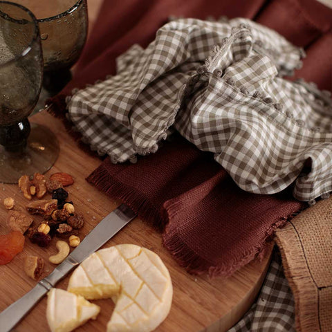 Gray Gingham Napkin with Pom Pom Lace Set of 4